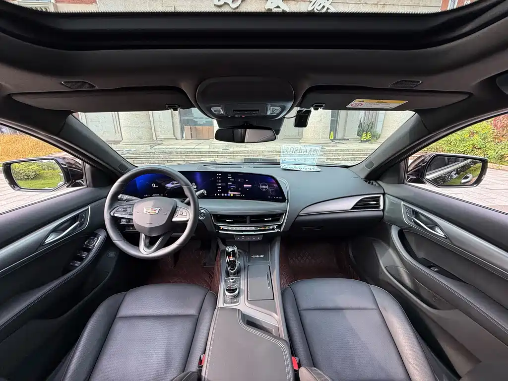 Cadillac CT5 — миниатюра 12