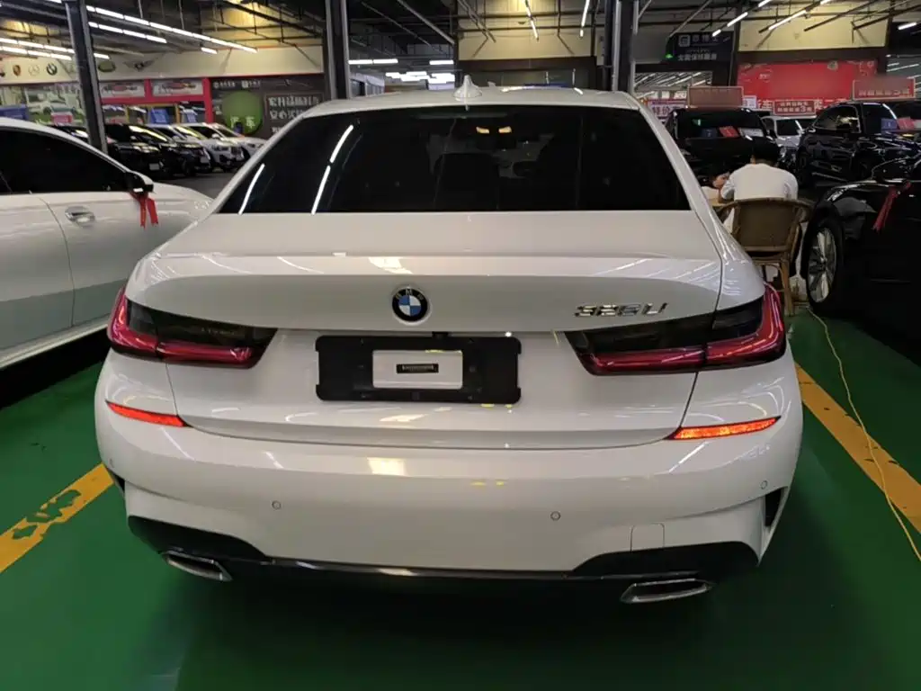BMW 3 Series — миниатюра 6