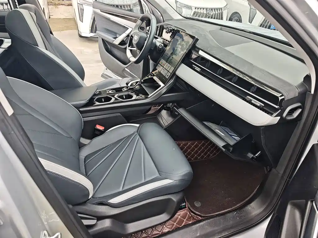 Geely Boyue L — миниатюра 16