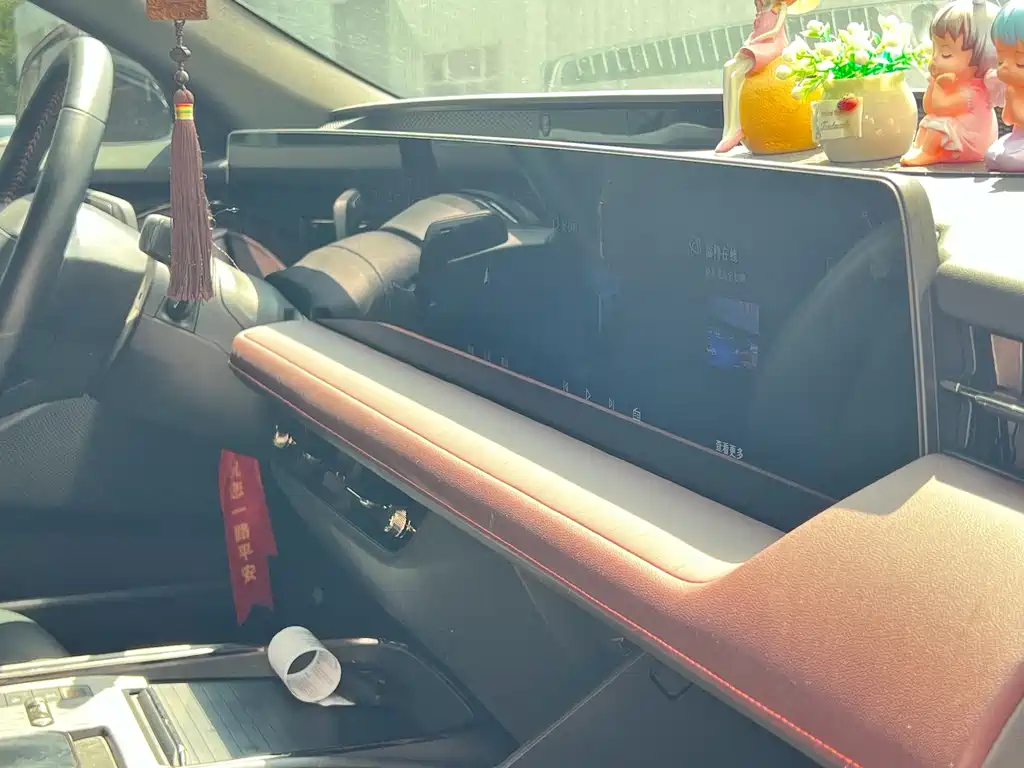 Ford Mondeo — миниатюра 14
