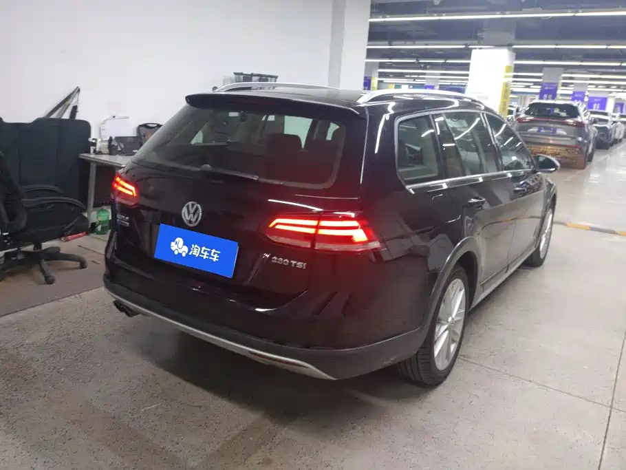 Volkswagen Golf (Import) — миниатюра 3