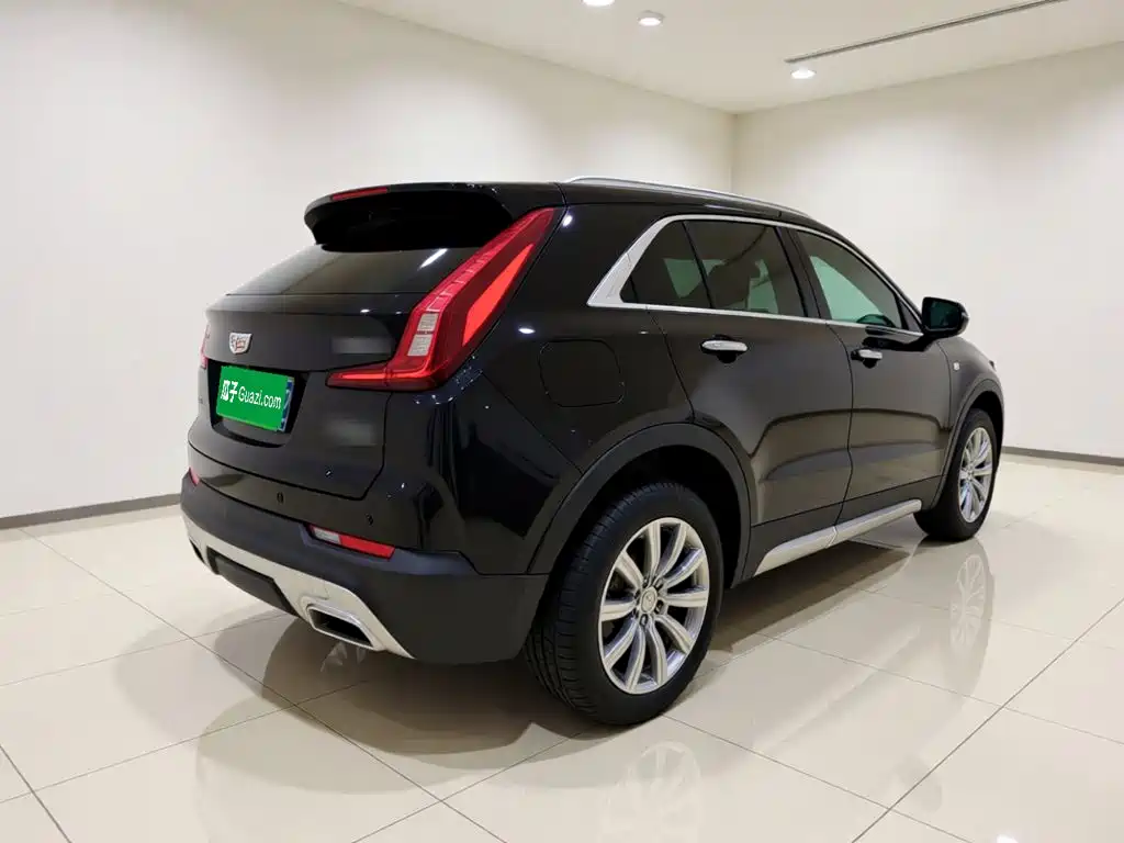Cadillac XT4 — миниатюра 6