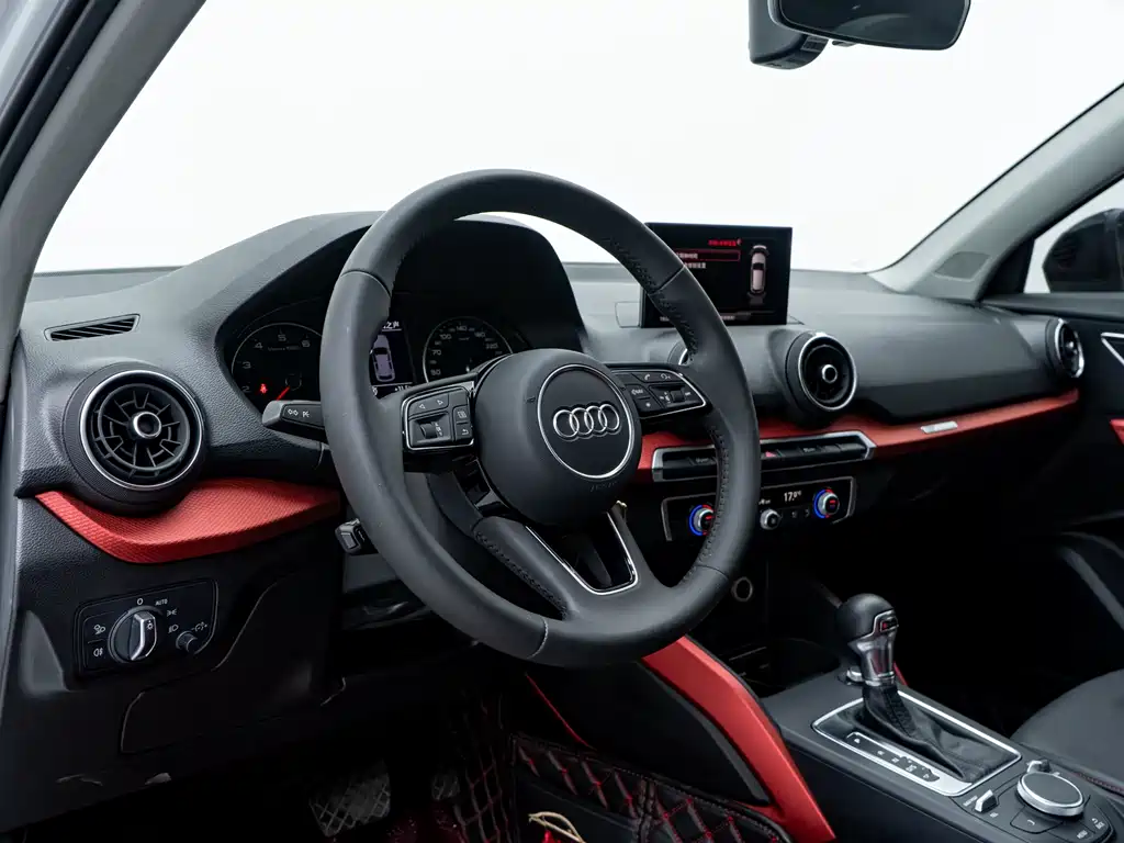 Audi Q2L 2018 35 TFSI Fashion V