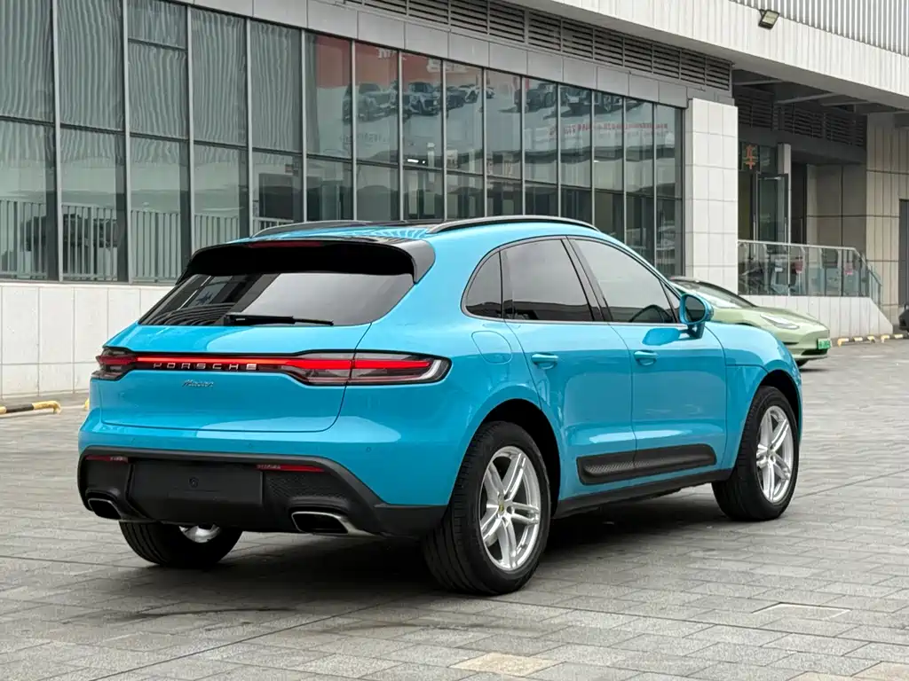 Porsche Macan — миниатюра 5