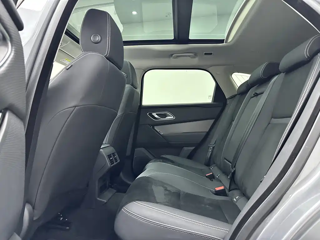 Land Rover Velar — миниатюра 11