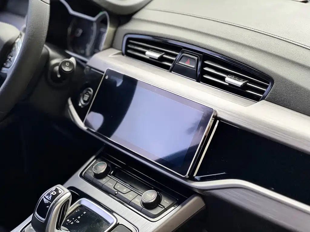 Geely Boyue — миниатюра 9