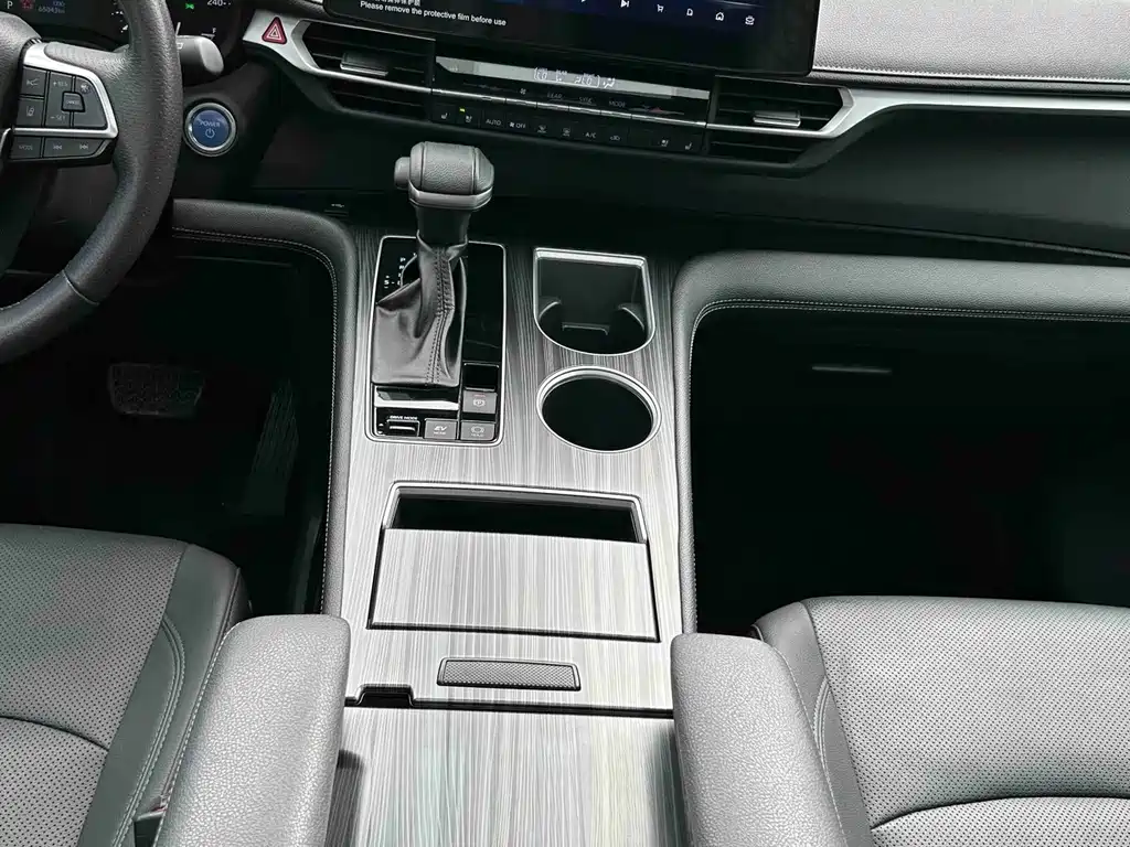 Toyota Sienna — миниатюра 10