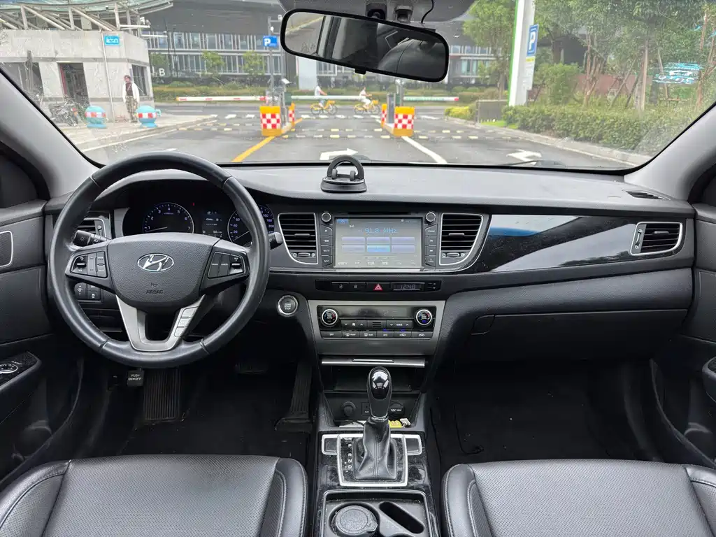 Hyundai Mistra — миниатюра 12