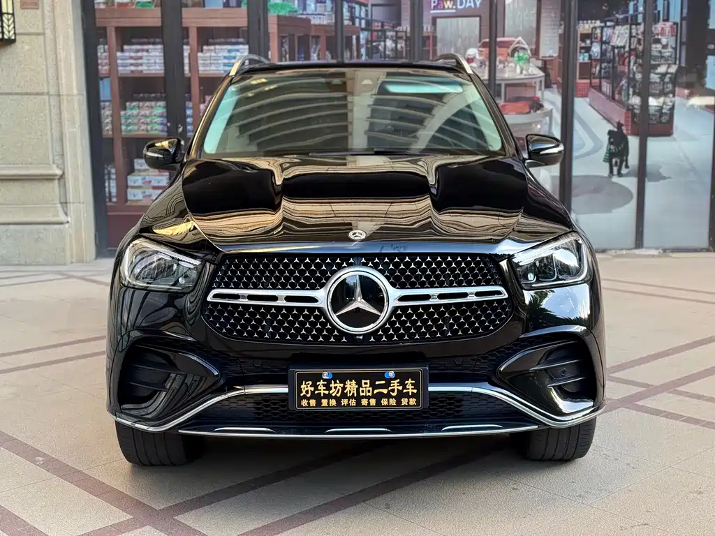 Mercedes-Benz GLE (Import) — миниатюра 2