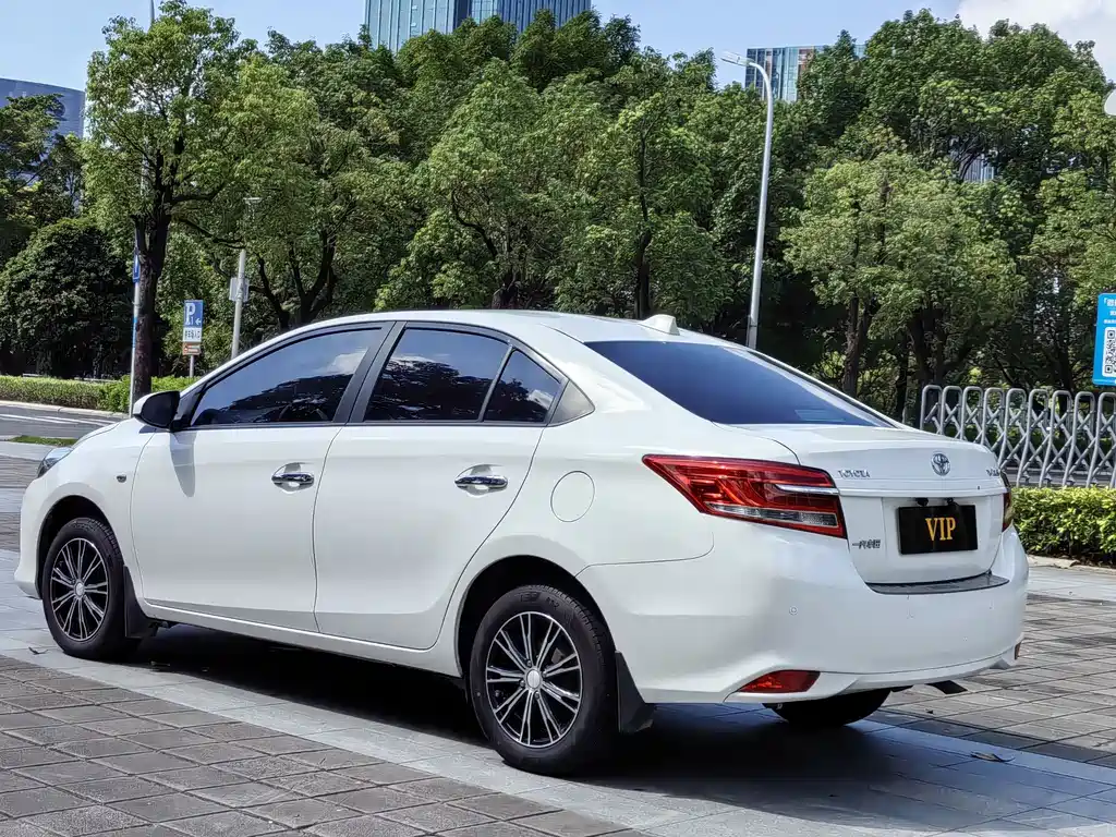 Toyota Vios — миниатюра 7