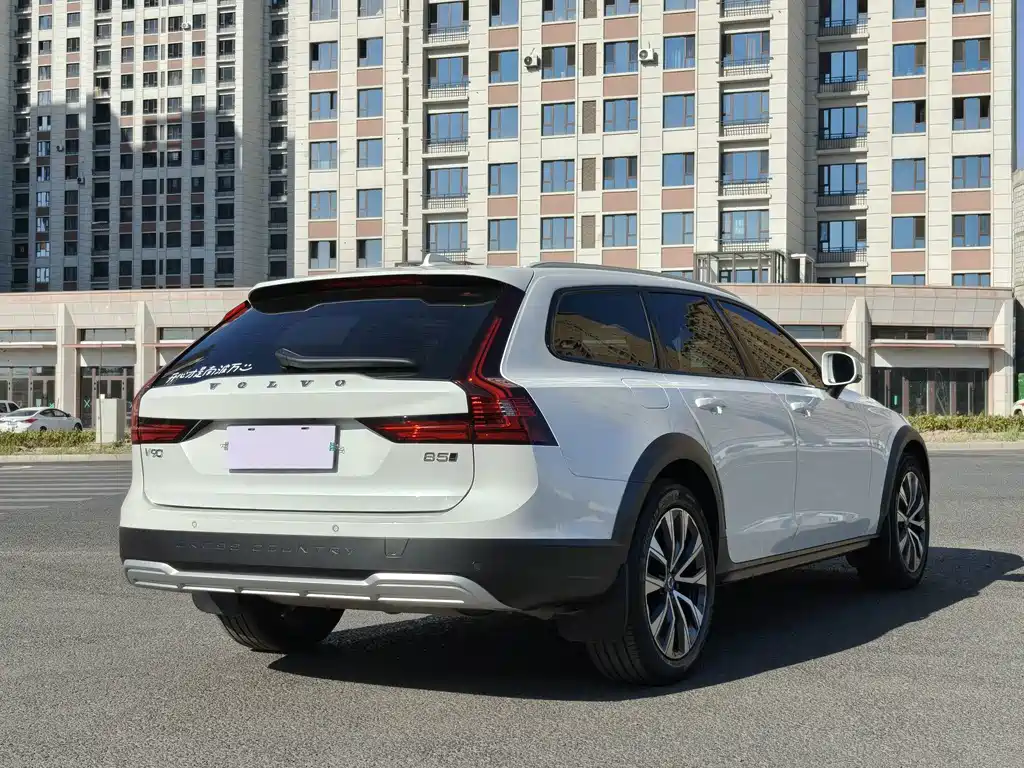 Volvo V90 — миниатюра 7