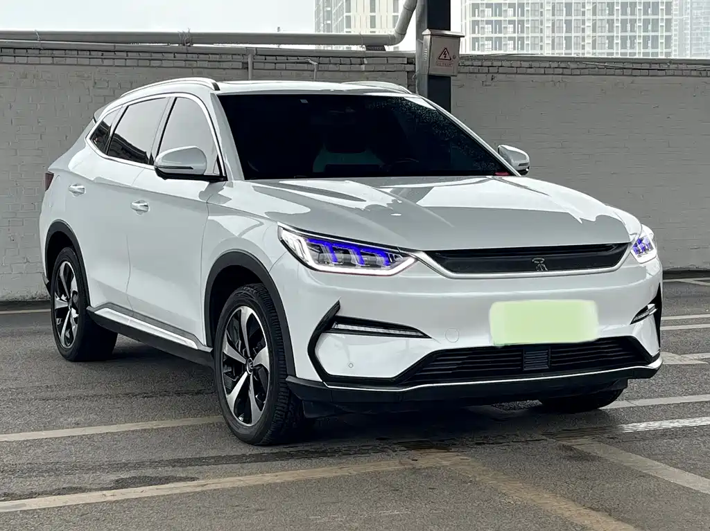 BYD PLUS New Energy — миниатюра 3