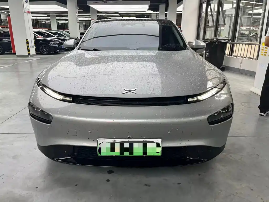 XPeng P7 — миниатюра 2