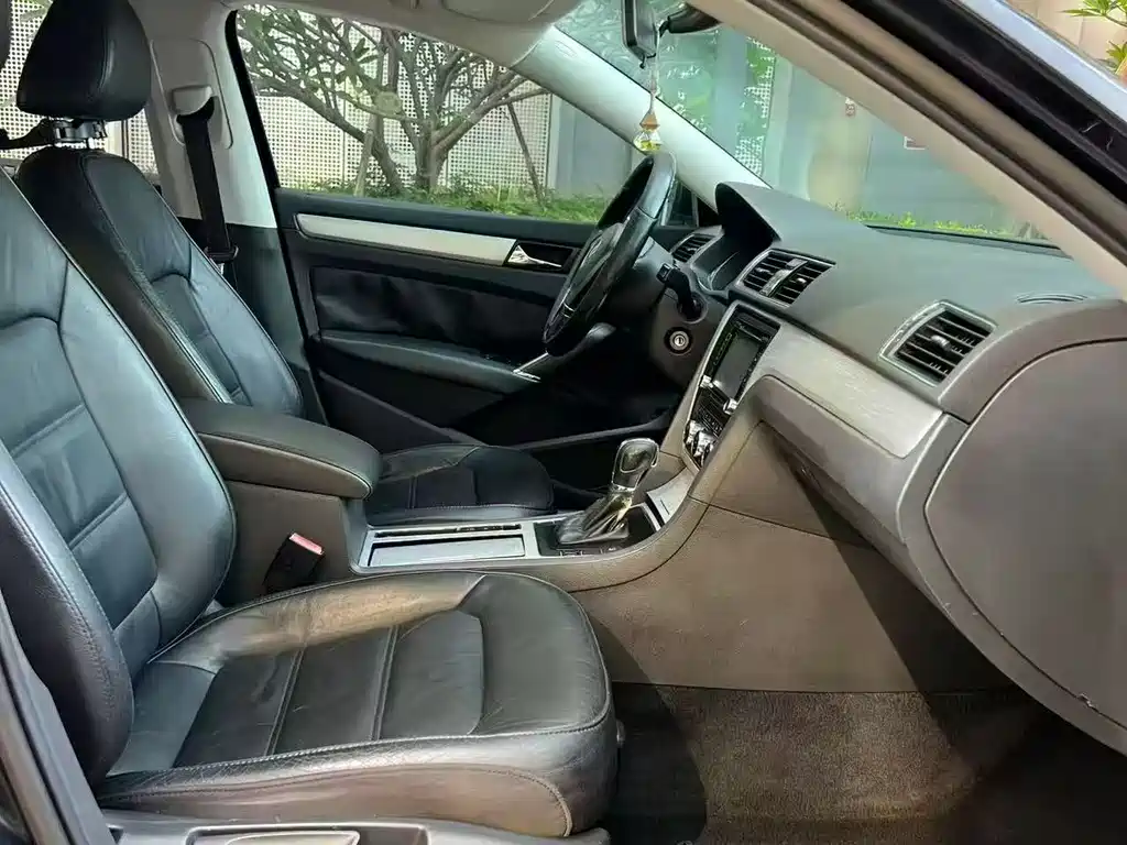 Volkswagen Passat 2014 1.8TSI DSG