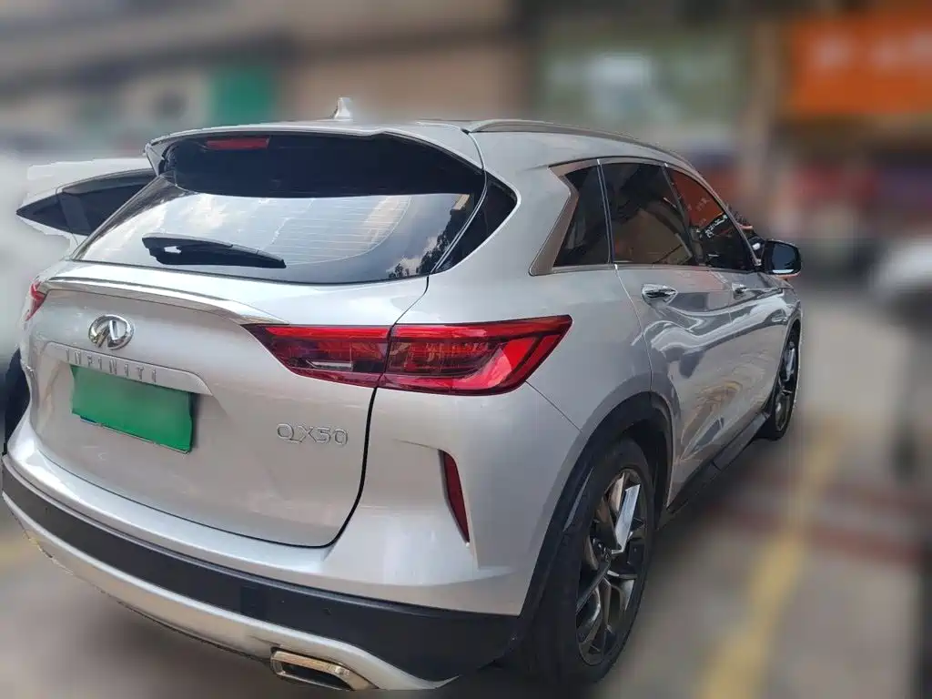 Infiniti QX50 — миниатюра 6