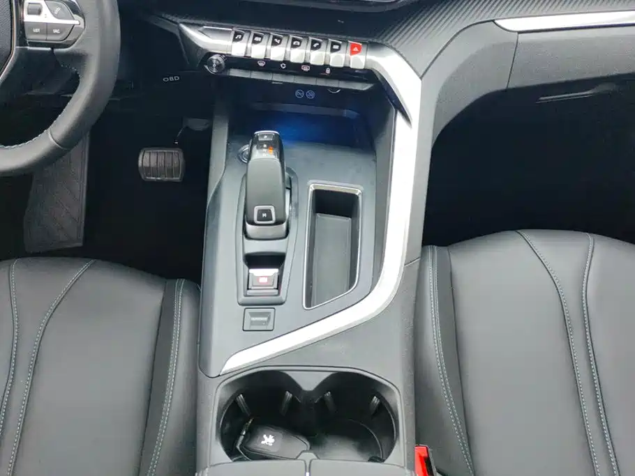 Peugeot 4008 — миниатюра 16