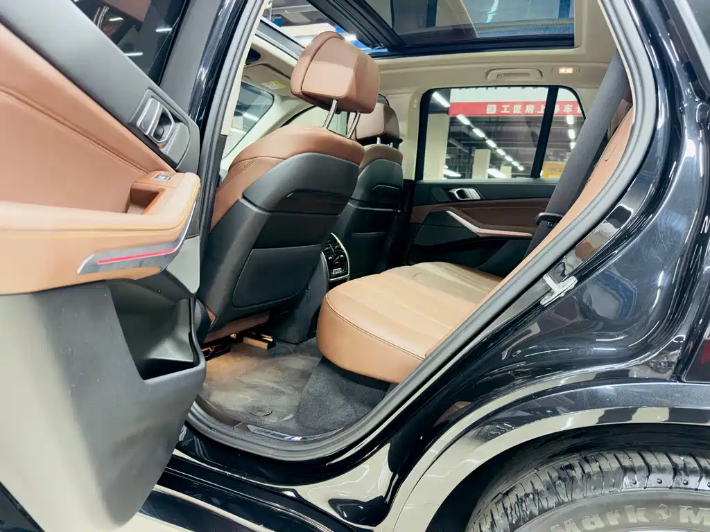 BMW X5 (Import) — миниатюра 9