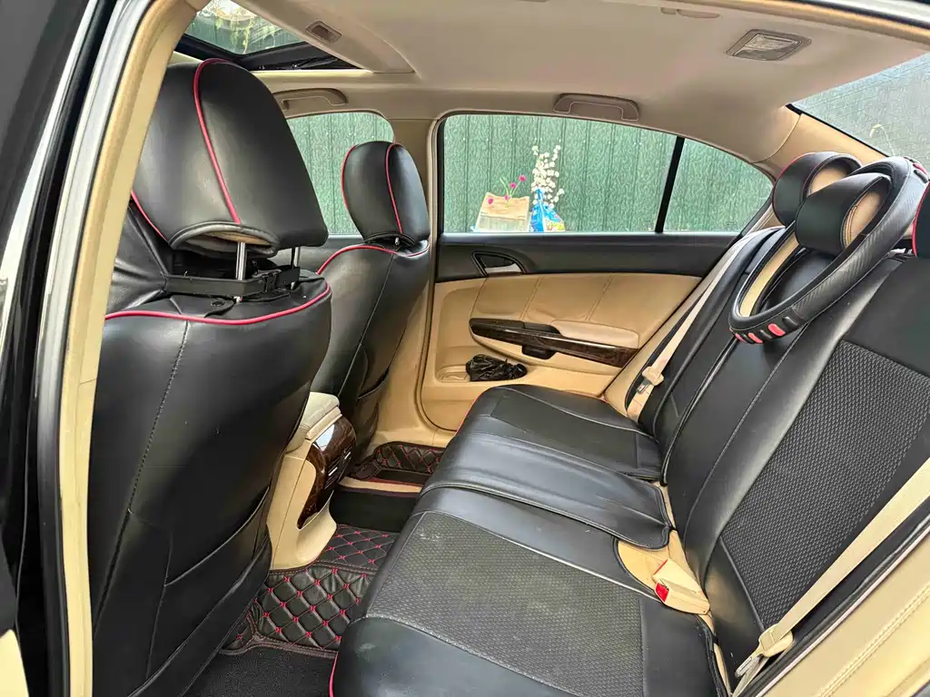 Honda Accord — миниатюра 6