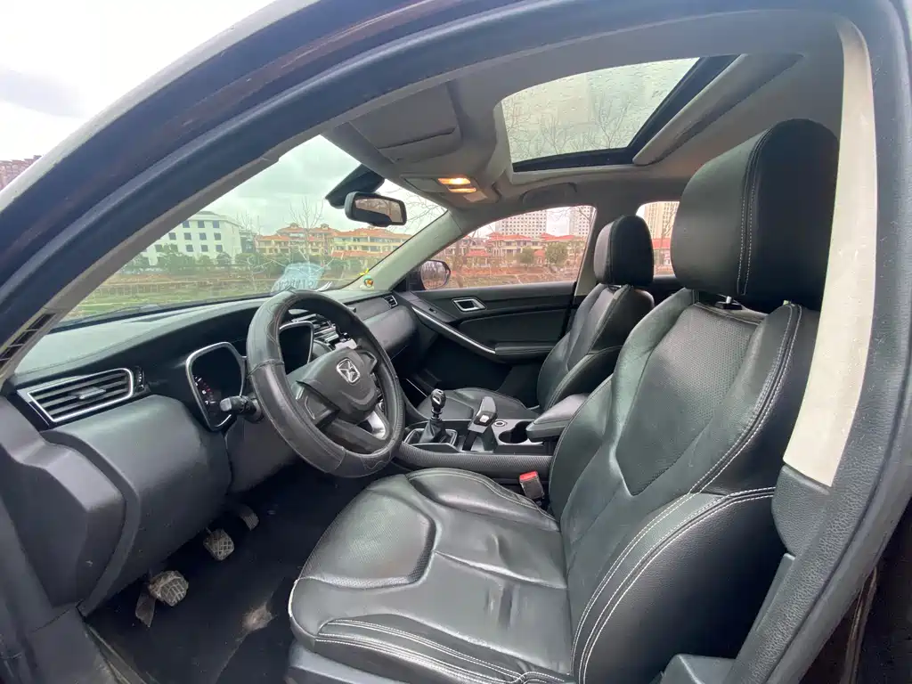 JIANGLING YUSHENG S330