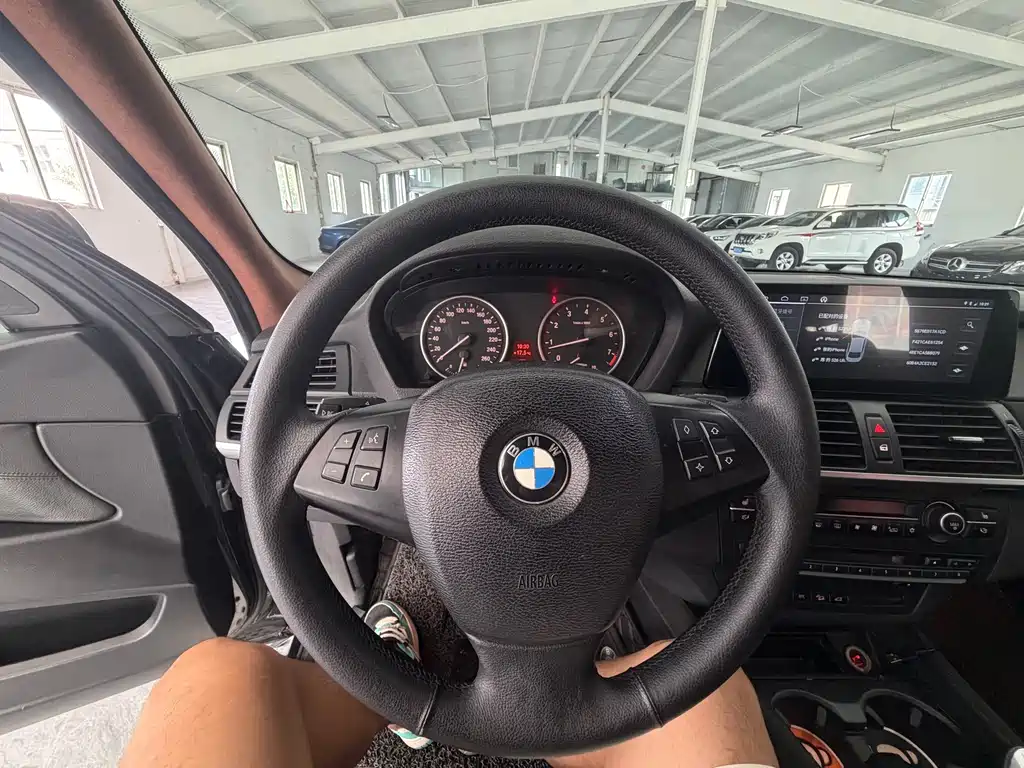 BMW X5 (Import) — миниатюра 12