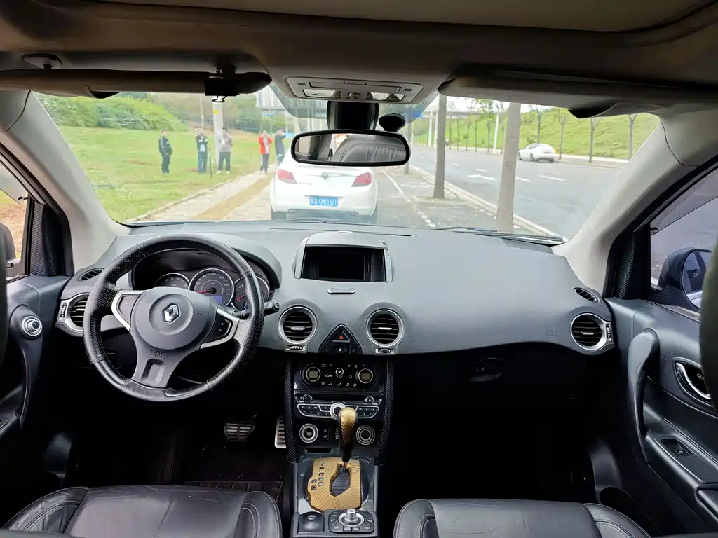 Renault Koleos 2012 2.5L Luxury