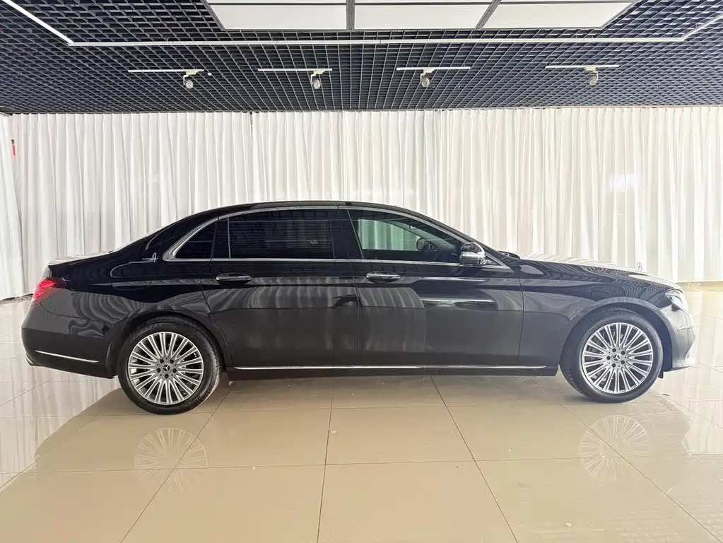 Mercedes-Benz E-Class E 2020 E 300 L Fashion