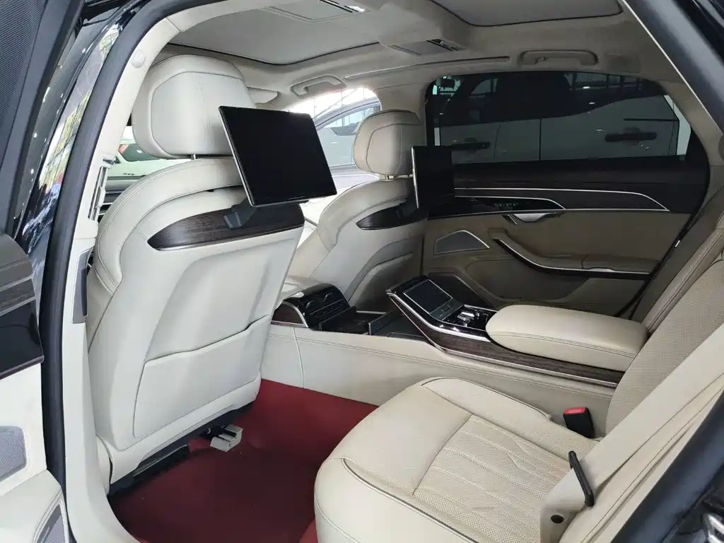 Audi A8 — миниатюра 9