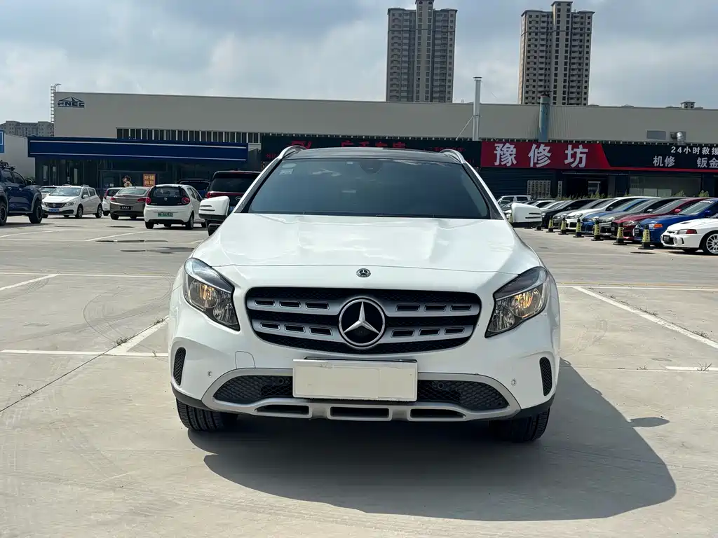 Mercedes-Benz GLA — миниатюра 2