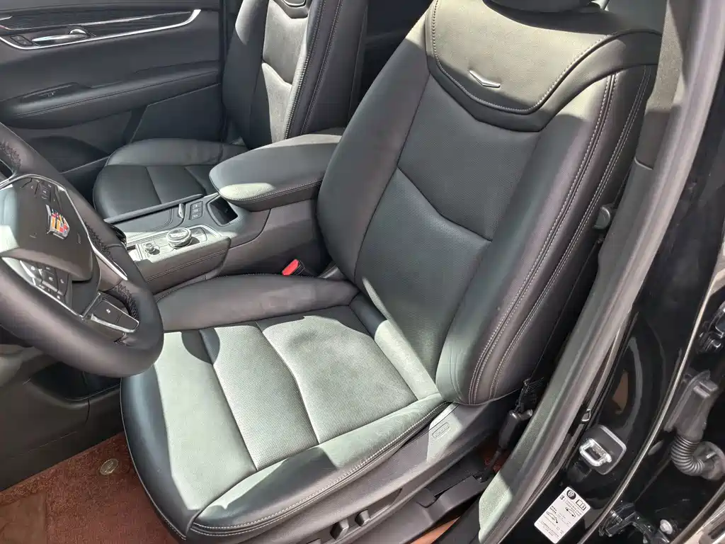 Cadillac XT5 — миниатюра 12