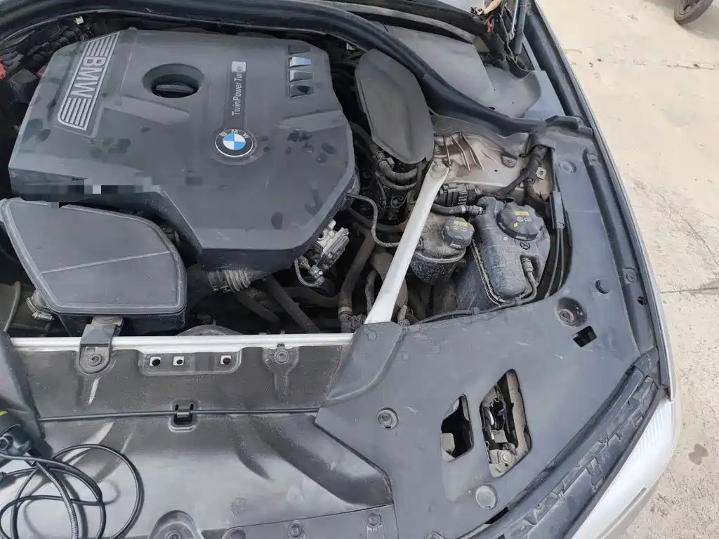 BMW 5 Series — миниатюра 21