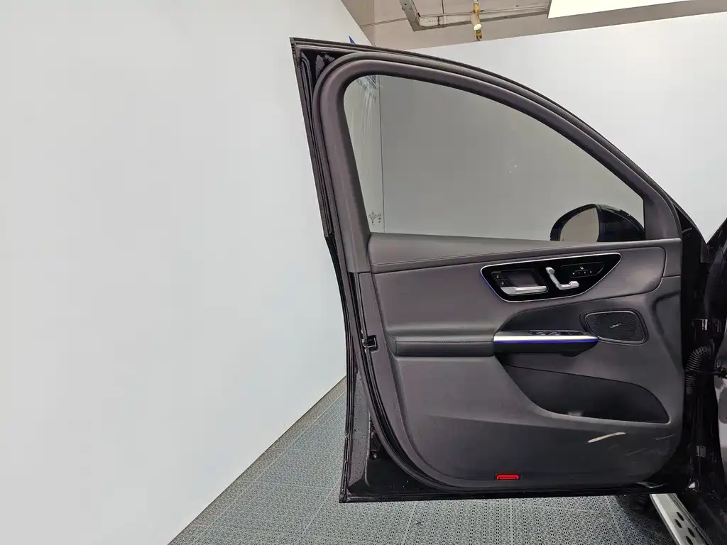 Mercedes-Benz GLC — миниатюра 13
