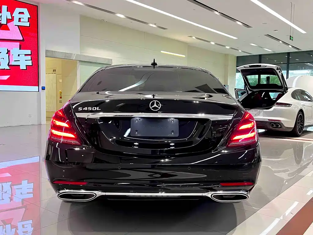 Mercedes-Benz S-Class — миниатюра 10