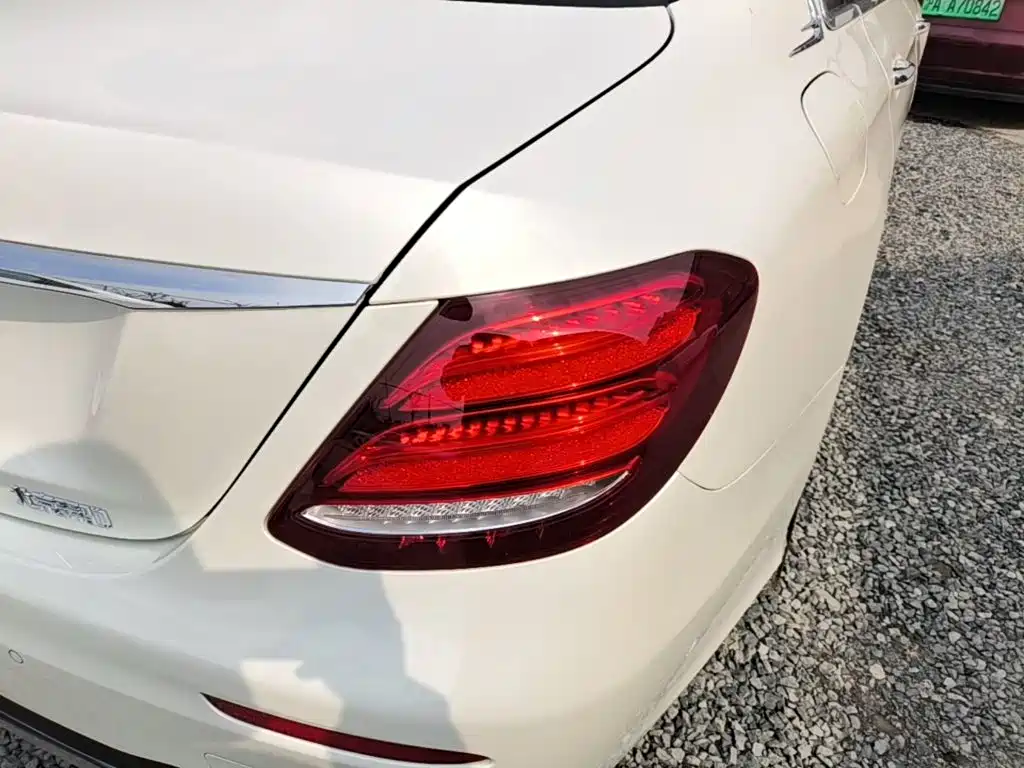 Mercedes-Benz E-Class E 2019 E 300 L Sport Fashion