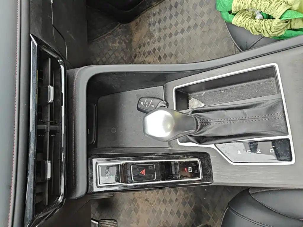 Roewe i5 — миниатюра 14
