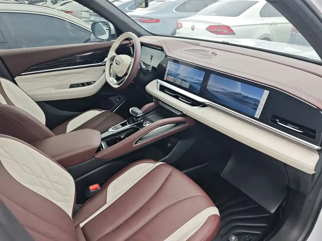 Geely Xingyue L — миниатюра 12