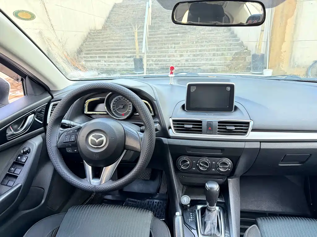 Mazda 3 Axela — миниатюра 15