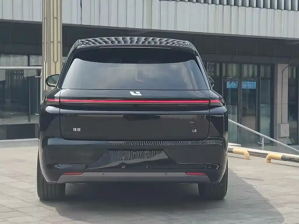 Li Auto L8 2023 Pro