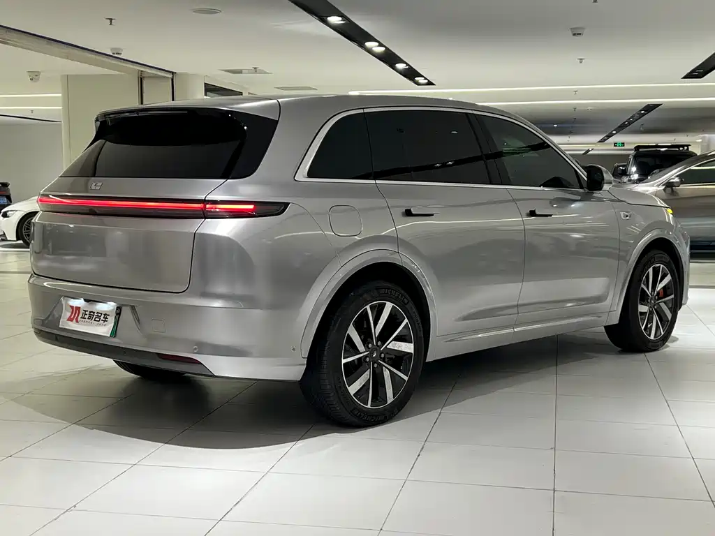 Li Auto IDEAL L7