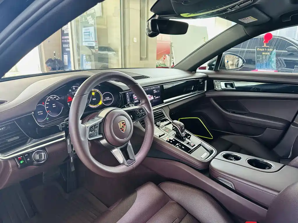 Porsche Panamera — миниатюра 5