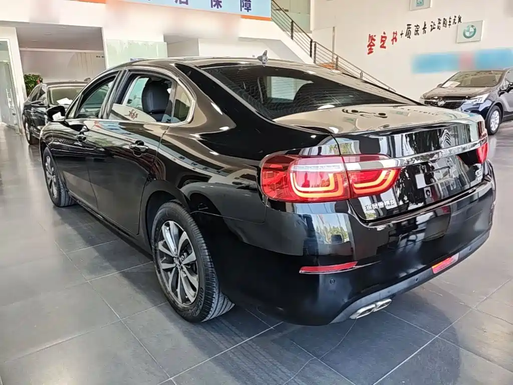 Citroen C6 — миниатюра 5