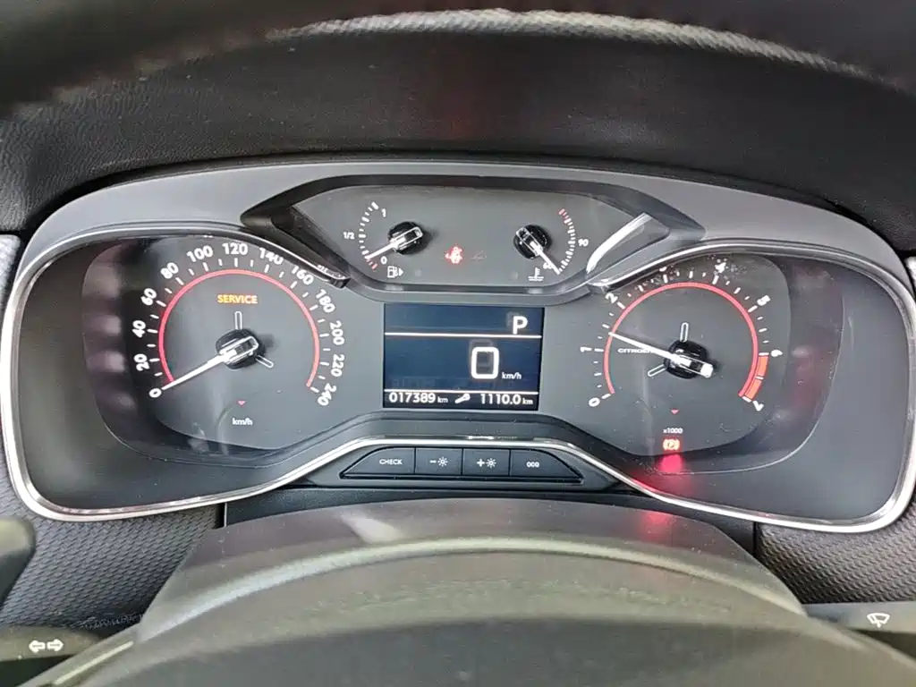 Citroen C6 — миниатюра 12