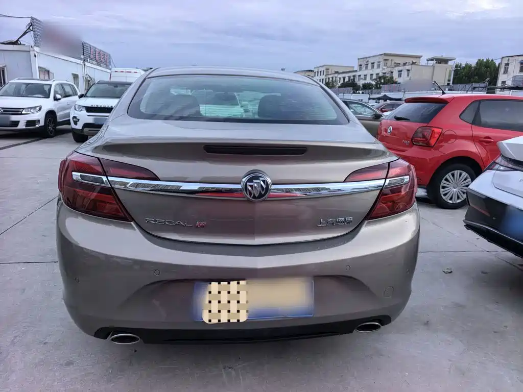 Buick Regal — миниатюра 6