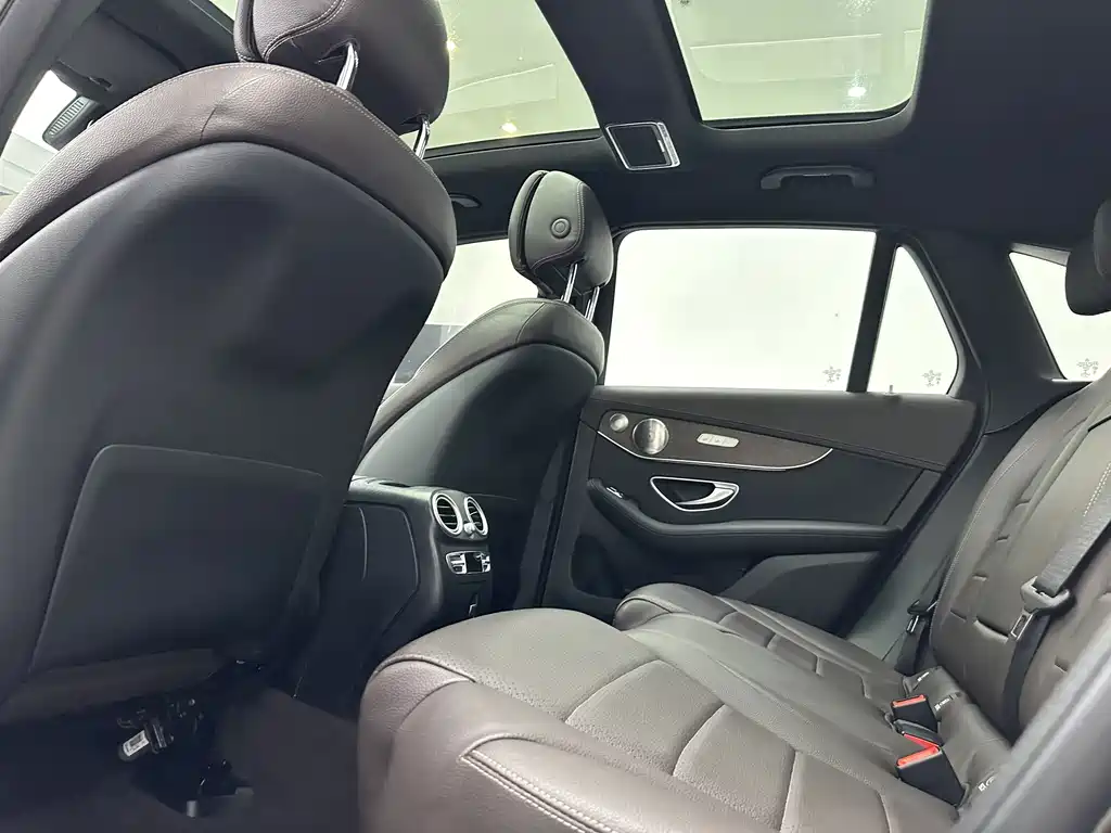Mercedes-Benz GLC — миниатюра 14