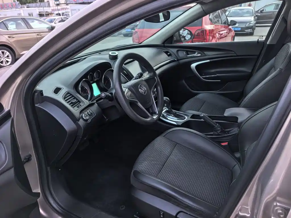 Buick Regal — миниатюра 9