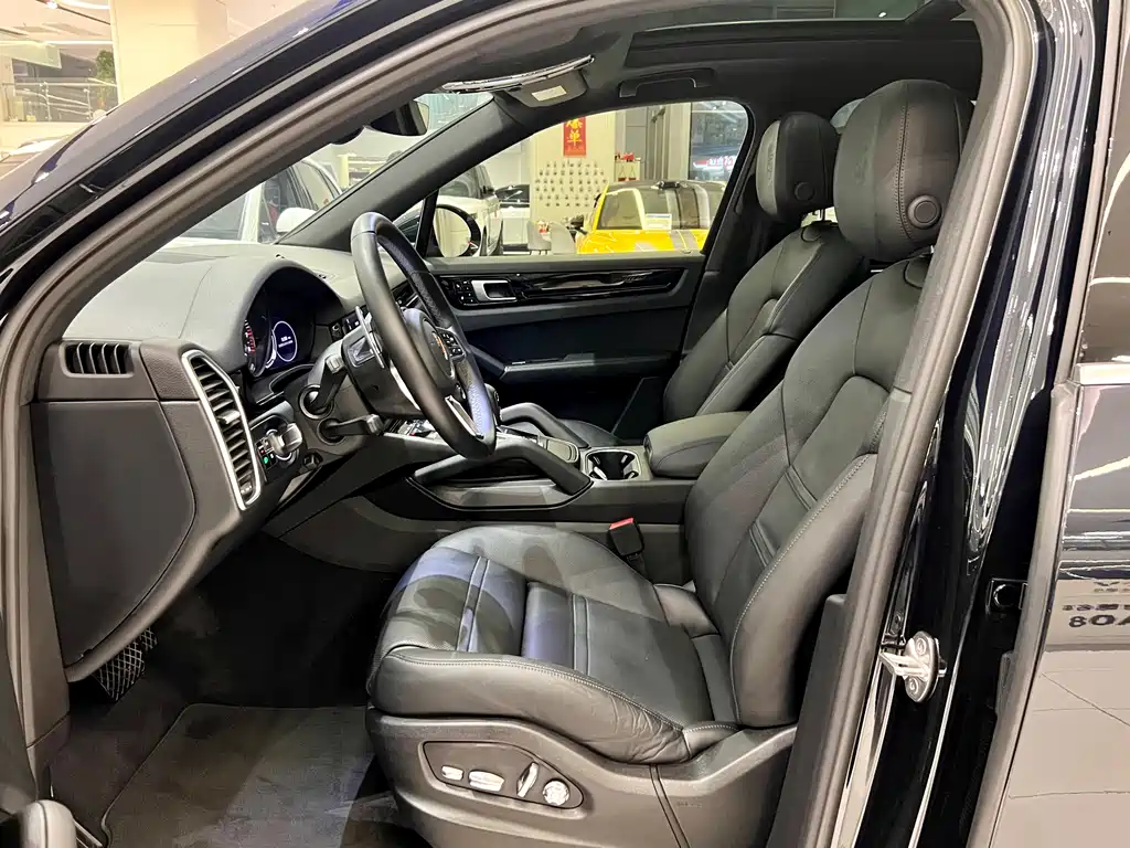 PORSCHE CAYENNE NEW ENERGY