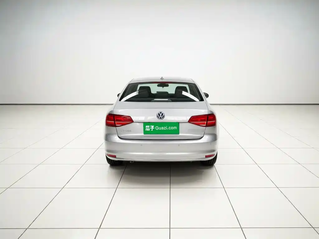 Volkswagen Sagitar — миниатюра 3