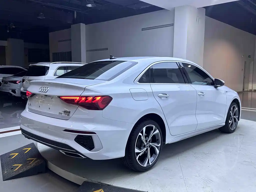 Audi A3 2023 A3L Limousine 35 TFSI Fashion Sport