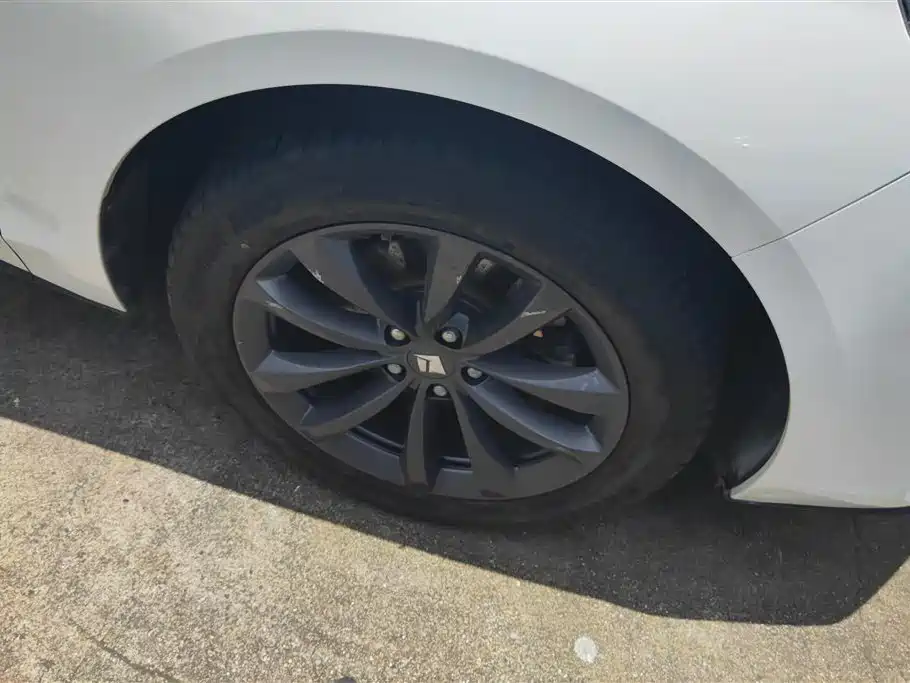 Baojun RC-6 2019 1.5T CVT 24 Elite