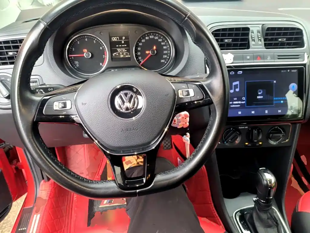 Volkswagen Polo — миниатюра 10