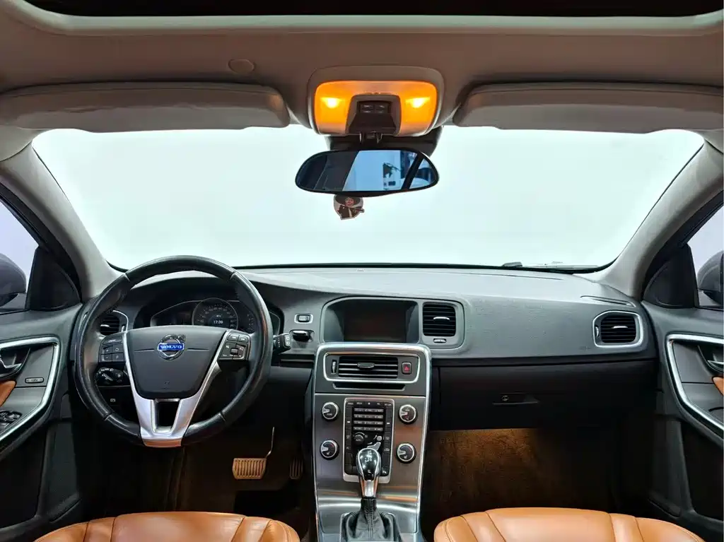 Volvo V60 2014 T5